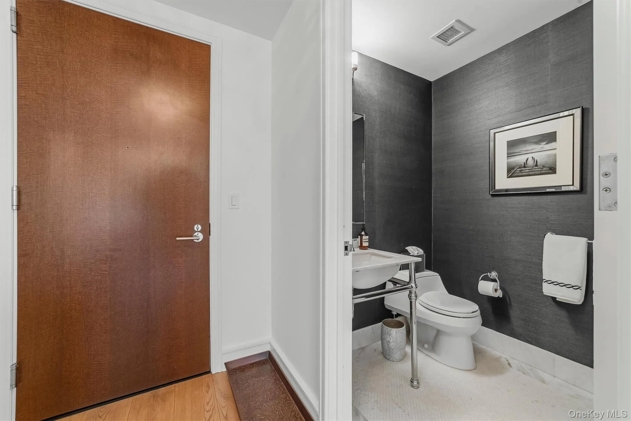 5 Renaissance Square, White Plains, NY, 2 Bedrooms Bedrooms, 4 Rooms Rooms,2 BathroomsBathrooms,Residential,For Rent,Renaissance,0,1024579 5 Renaissance Square, White Plains, NY, 2 Bedrooms Bedrooms, 4 Rooms Rooms,2 BathroomsBathrooms,Residential,For Rent,Renaissance,0,1024579