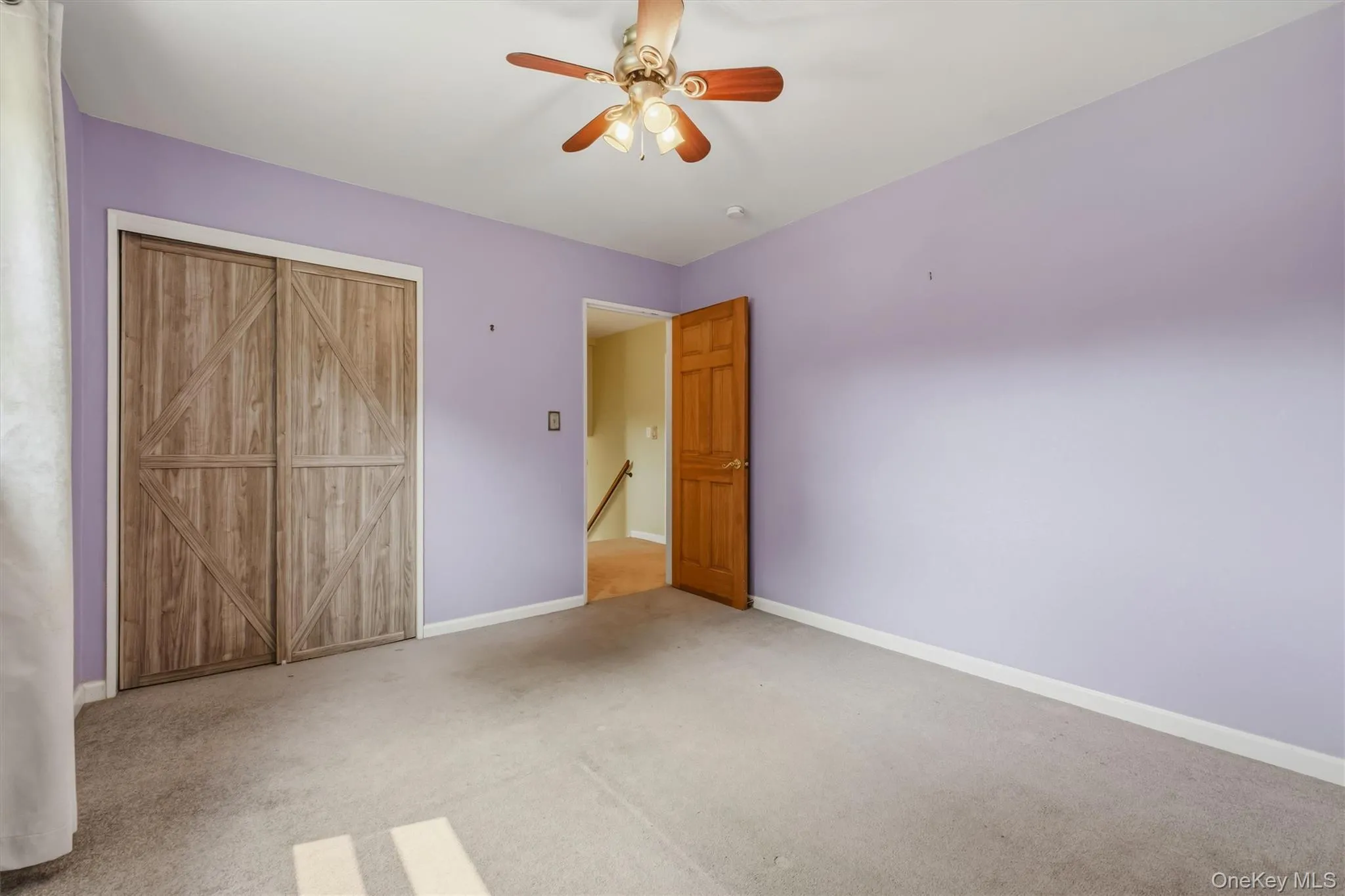 2nd bedroom w/sliding closet doors 2nd bedroom w/sliding closet doors