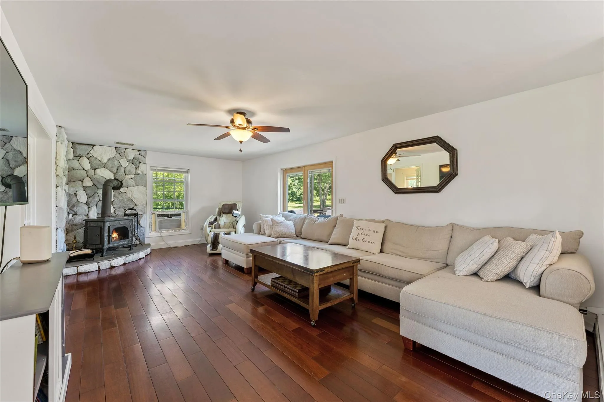 81 Sunset Drive, Patterson, NY, 4 Bedrooms Bedrooms, 9 Rooms Rooms,3 BathroomsBathrooms,Residential,For Rent,Sunset,0,1024583 81 Sunset Drive, Patterson, NY, 4 Bedrooms Bedrooms, 9 Rooms Rooms,3 BathroomsBathrooms,Residential,For Rent,Sunset,0,1024583