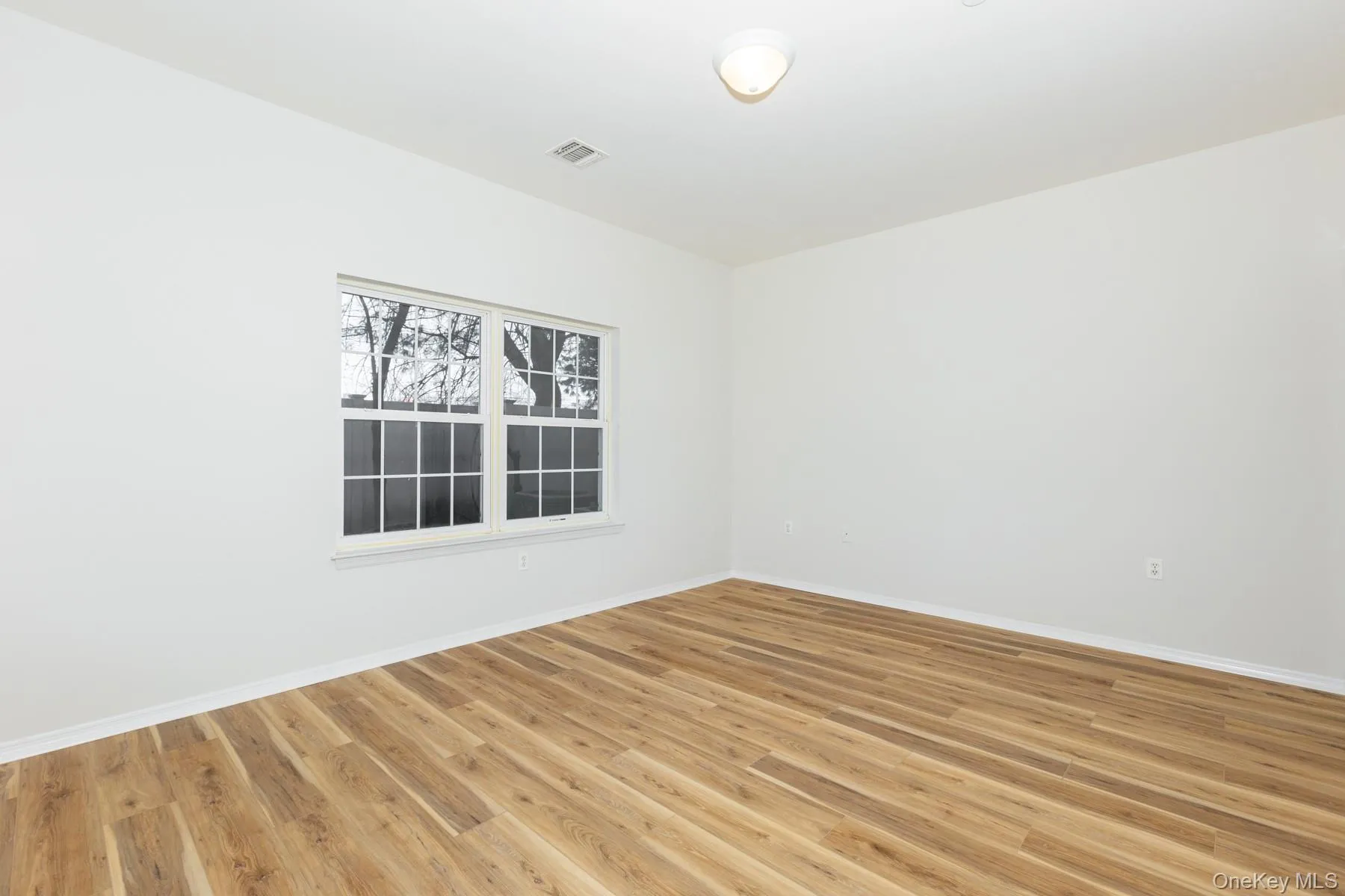 11 Jacqueline Way, Babylon, NY, 2 Bedrooms Bedrooms, 7 Rooms Rooms,2 BathroomsBathrooms,Residential Lease,For Rent,Jacqueline,0,1024587 11 Jacqueline Way, Babylon, NY, 2 Bedrooms Bedrooms, 7 Rooms Rooms,2 BathroomsBathrooms,Residential Lease,For Rent,Jacqueline,0,1024587