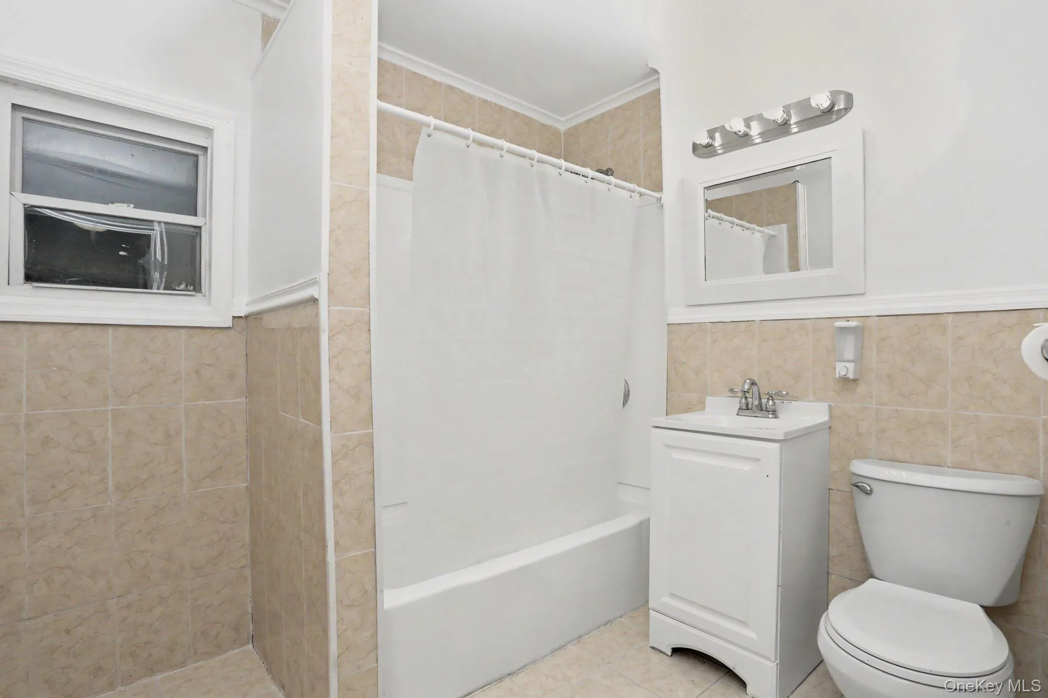 376 County Center Road, Greenburgh, NY, 3 Bedrooms Bedrooms, 6 Rooms Rooms,1 BathroomBathrooms,Residential,For Rent,County Center,0,1024590 376 County Center Road, Greenburgh, NY, 3 Bedrooms Bedrooms, 6 Rooms Rooms,1 BathroomBathrooms,Residential,For Rent,County Center,0,1024590