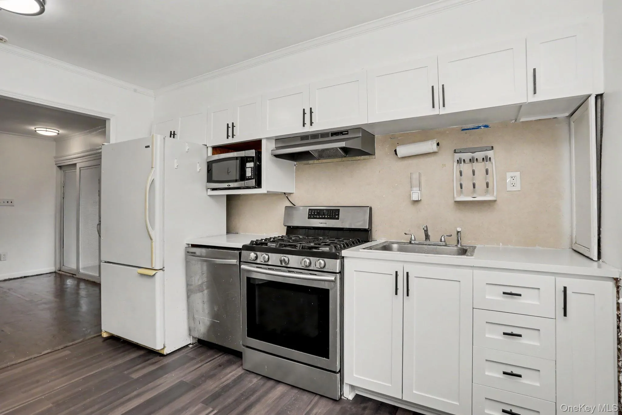 376 County Center Road, Greenburgh, NY, 3 Bedrooms Bedrooms, 6 Rooms Rooms,1 BathroomBathrooms,Residential,For Rent,County Center,0,1024590 376 County Center Road, Greenburgh, NY, 3 Bedrooms Bedrooms, 6 Rooms Rooms,1 BathroomBathrooms,Residential,For Rent,County Center,0,1024590