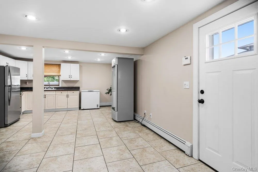 169 Wyona Avenue, Babylon, NY, 4 Bedrooms Bedrooms, 8 Rooms Rooms,2 BathroomsBathrooms,Residential,For Rent,Wyona,0,1024596 169 Wyona Avenue, Babylon, NY, 4 Bedrooms Bedrooms, 8 Rooms Rooms,2 BathroomsBathrooms,Residential,For Rent,Wyona,0,1024596