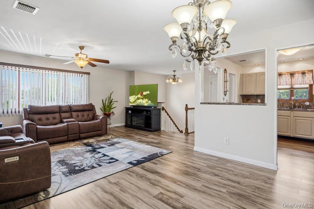 169 Wyona Avenue, Babylon, NY, 4 Bedrooms Bedrooms, 8 Rooms Rooms,2 BathroomsBathrooms,Residential,For Rent,Wyona,0,1024596 169 Wyona Avenue, Babylon, NY, 4 Bedrooms Bedrooms, 8 Rooms Rooms,2 BathroomsBathrooms,Residential,For Rent,Wyona,0,1024596