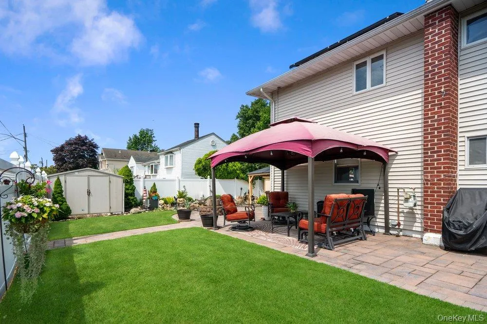 169 Wyona Avenue, Babylon, NY, 4 Bedrooms Bedrooms, 8 Rooms Rooms,2 BathroomsBathrooms,Residential,For Rent,Wyona,0,1024596 169 Wyona Avenue, Babylon, NY, 4 Bedrooms Bedrooms, 8 Rooms Rooms,2 BathroomsBathrooms,Residential,For Rent,Wyona,0,1024596