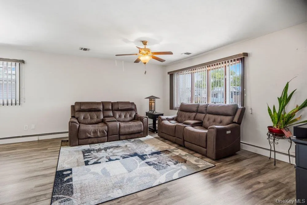 169 Wyona Avenue, Babylon, NY, 4 Bedrooms Bedrooms, 8 Rooms Rooms,2 BathroomsBathrooms,Residential,For Rent,Wyona,0,1024596 169 Wyona Avenue, Babylon, NY, 4 Bedrooms Bedrooms, 8 Rooms Rooms,2 BathroomsBathrooms,Residential,For Rent,Wyona,0,1024596