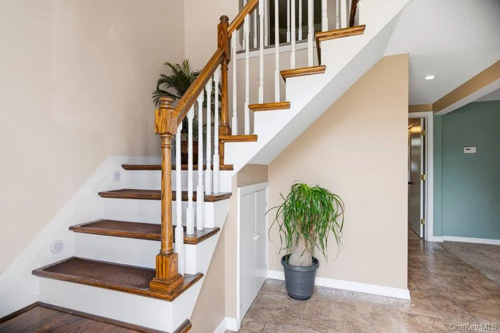 169 Wyona Avenue, Babylon, NY, 4 Bedrooms Bedrooms, 8 Rooms Rooms,2 BathroomsBathrooms,Residential,For Rent,Wyona,0,1024596 169 Wyona Avenue, Babylon, NY, 4 Bedrooms Bedrooms, 8 Rooms Rooms,2 BathroomsBathrooms,Residential,For Rent,Wyona,0,1024596