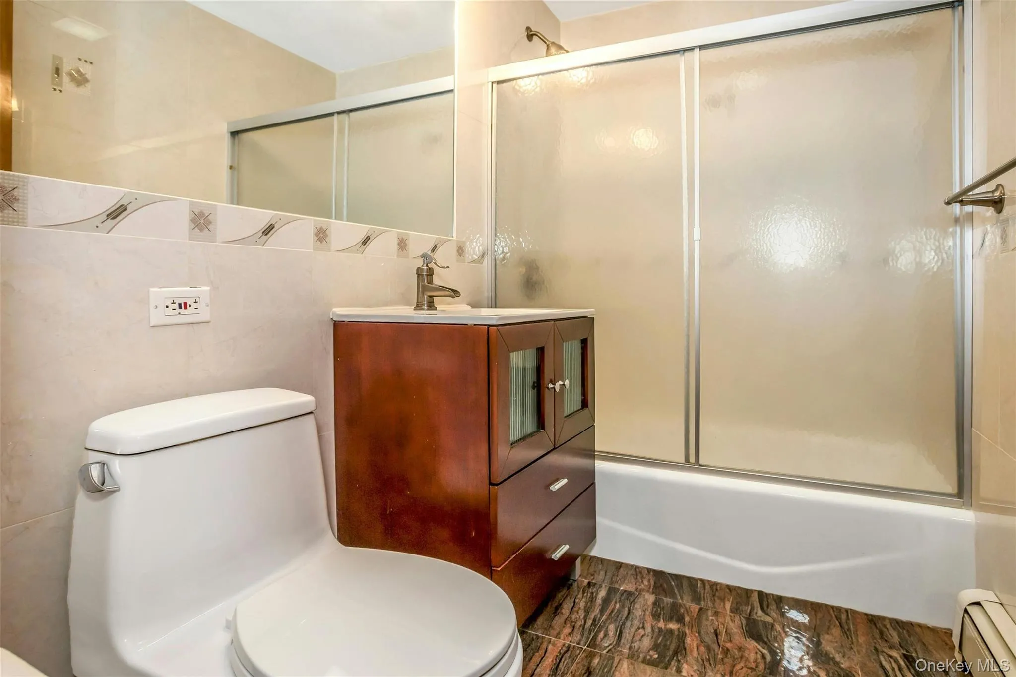 40-40 68th Street, New York, NY, 1 Bedroom Bedrooms, 3 Rooms Rooms,1 BathroomBathrooms,Residential,For Rent,68th,0,1024603 40-40 68th Street, New York, NY, 1 Bedroom Bedrooms, 3 Rooms Rooms,1 BathroomBathrooms,Residential,For Rent,68th,0,1024603