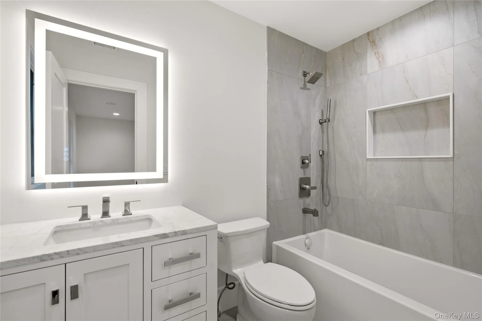 654 Caledonia Road, Huntington, NY, 5 Bedrooms Bedrooms, 14 Rooms Rooms,5 BathroomsBathrooms,Residential,For Rent,Caledonia,0,1024608 654 Caledonia Road, Huntington, NY, 5 Bedrooms Bedrooms, 14 Rooms Rooms,5 BathroomsBathrooms,Residential,For Rent,Caledonia,0,1024608