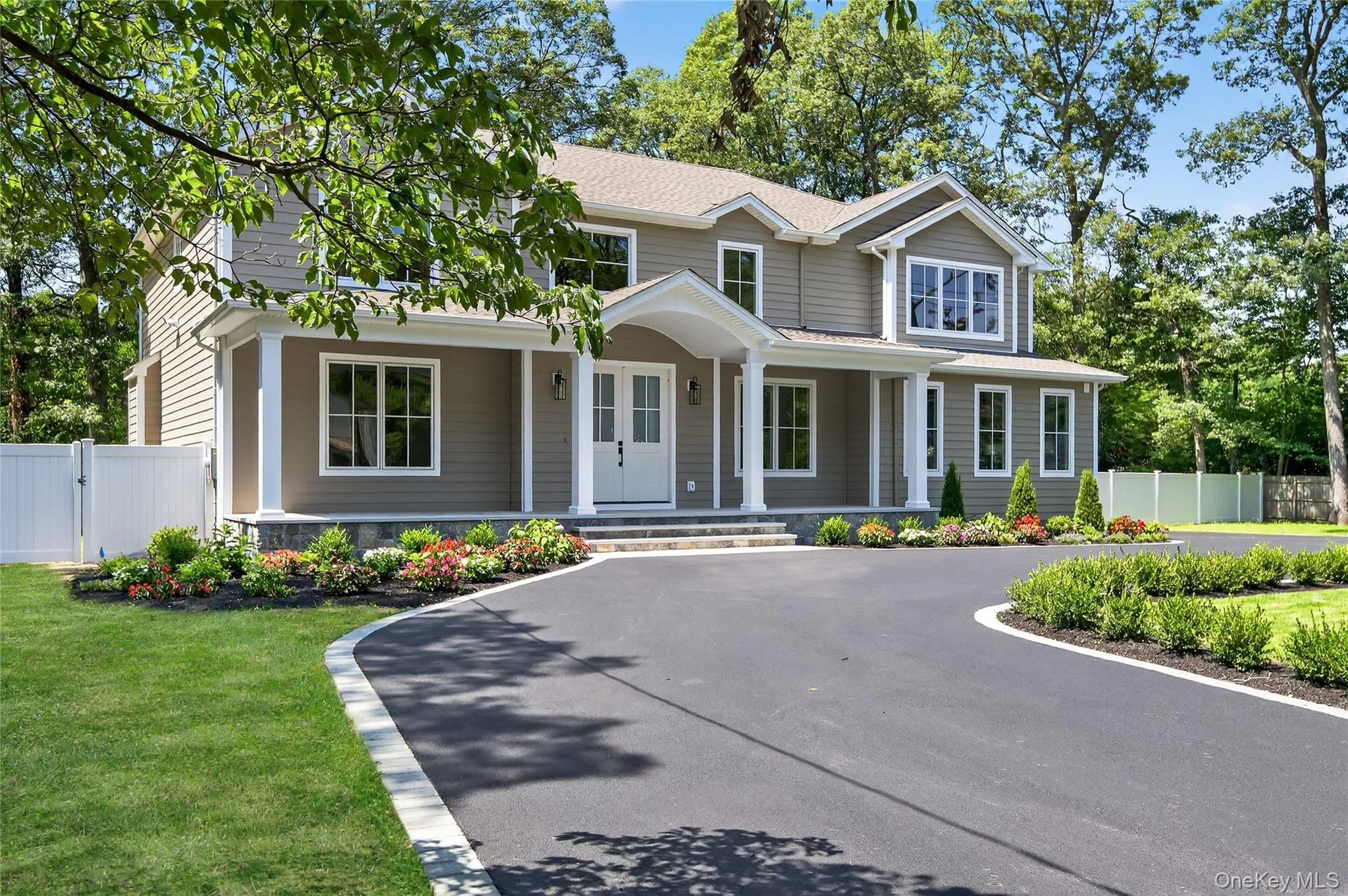 654 Caledonia Road, Huntington, NY, 5 Bedrooms Bedrooms, 14 Rooms Rooms,5 BathroomsBathrooms,Residential,For Rent,Caledonia,0,1024608 654 Caledonia Road, Huntington, NY, 5 Bedrooms Bedrooms, 14 Rooms Rooms,5 BathroomsBathrooms,Residential,For Rent,Caledonia,0,1024608