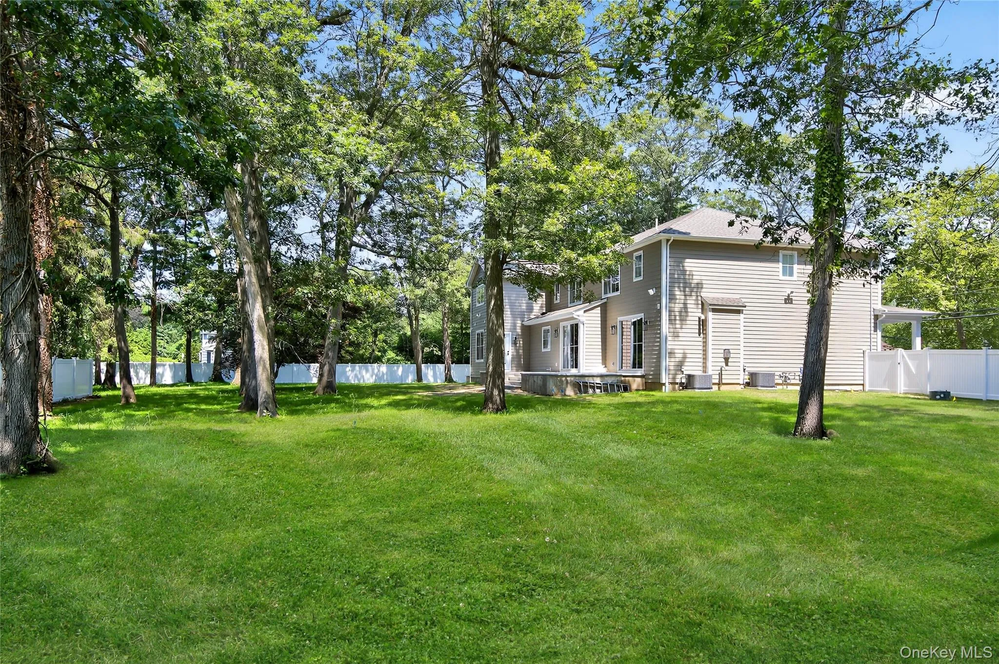 654 Caledonia Road, Huntington, NY, 5 Bedrooms Bedrooms, 14 Rooms Rooms,5 BathroomsBathrooms,Residential,For Rent,Caledonia,0,1024608 654 Caledonia Road, Huntington, NY, 5 Bedrooms Bedrooms, 14 Rooms Rooms,5 BathroomsBathrooms,Residential,For Rent,Caledonia,0,1024608