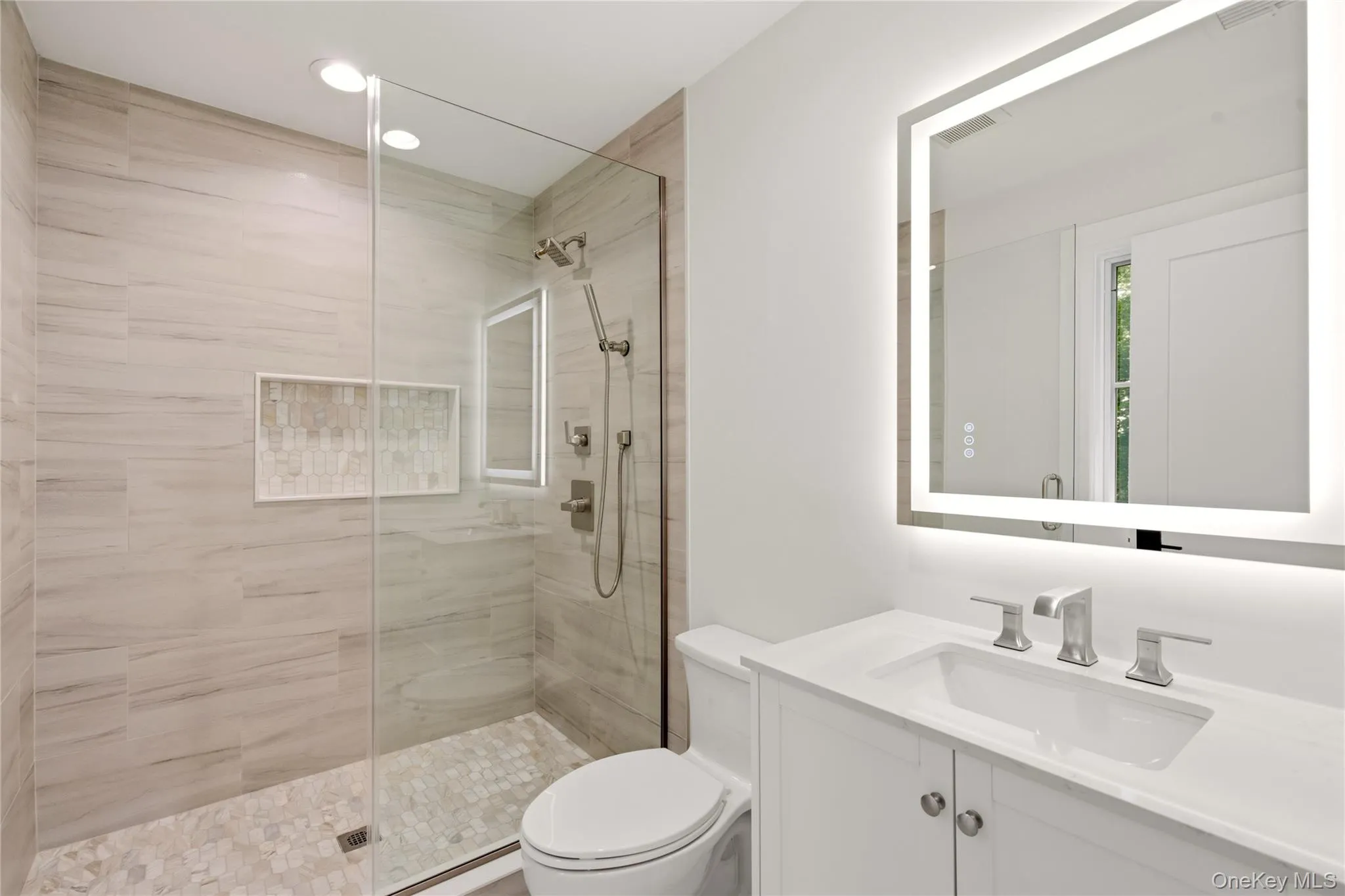 654 Caledonia Road, Huntington, NY, 5 Bedrooms Bedrooms, 14 Rooms Rooms,5 BathroomsBathrooms,Residential,For Rent,Caledonia,0,1024608 654 Caledonia Road, Huntington, NY, 5 Bedrooms Bedrooms, 14 Rooms Rooms,5 BathroomsBathrooms,Residential,For Rent,Caledonia,0,1024608