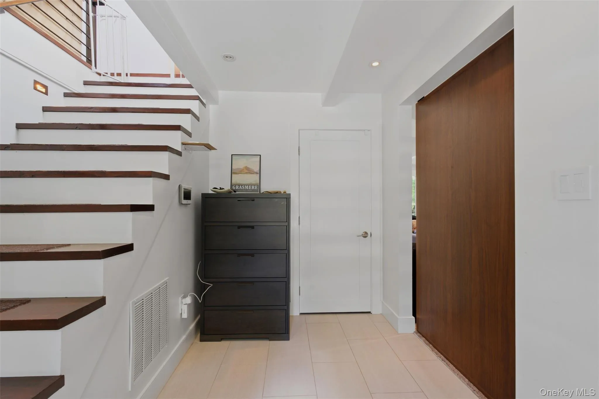 28 Mallard Rise, Greenburgh, NY, 4 Bedrooms Bedrooms, 9 Rooms Rooms,3 BathroomsBathrooms,Residential Lease,For Rent,Mallard,0,1024609 28 Mallard Rise, Greenburgh, NY, 4 Bedrooms Bedrooms, 9 Rooms Rooms,3 BathroomsBathrooms,Residential Lease,For Rent,Mallard,0,1024609