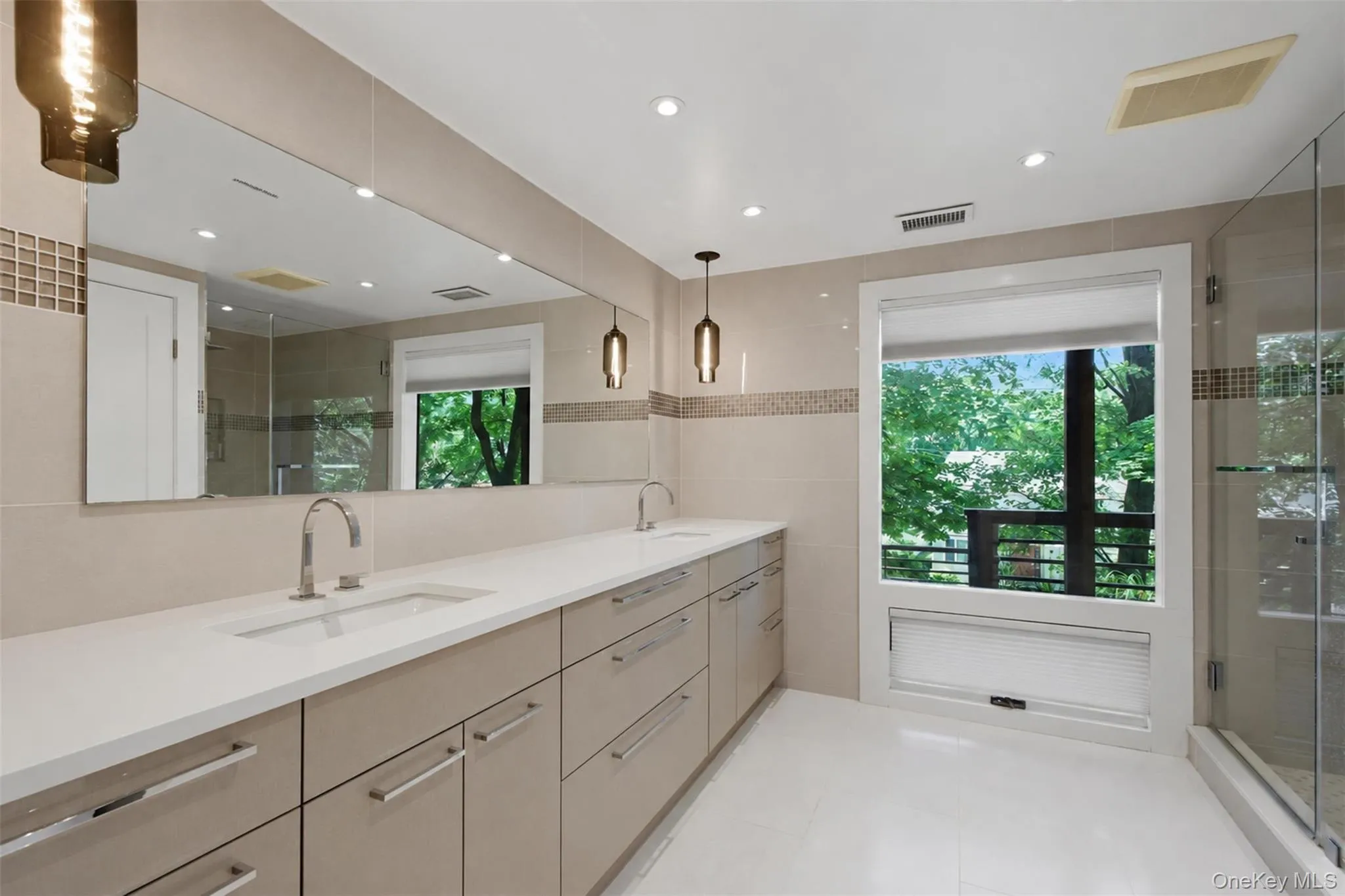 28 Mallard Rise, Greenburgh, NY, 4 Bedrooms Bedrooms, 9 Rooms Rooms,3 BathroomsBathrooms,Residential Lease,For Rent,Mallard,0,1024609 28 Mallard Rise, Greenburgh, NY, 4 Bedrooms Bedrooms, 9 Rooms Rooms,3 BathroomsBathrooms,Residential Lease,For Rent,Mallard,0,1024609