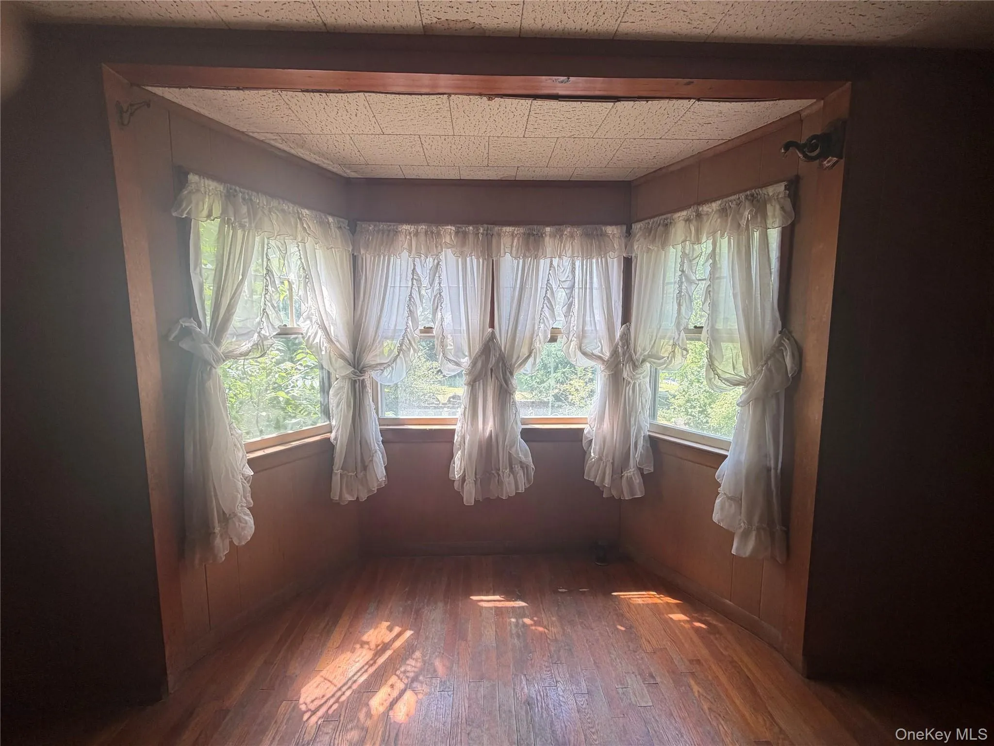 148 Quannacut Road, Shawangunk, NY, 6 Bedrooms Bedrooms, 13 Rooms Rooms,2 BathroomsBathrooms,Residential,For Rent,Quannacut,0,1024611 148 Quannacut Road, Shawangunk, NY, 6 Bedrooms Bedrooms, 13 Rooms Rooms,2 BathroomsBathrooms,Residential,For Rent,Quannacut,0,1024611