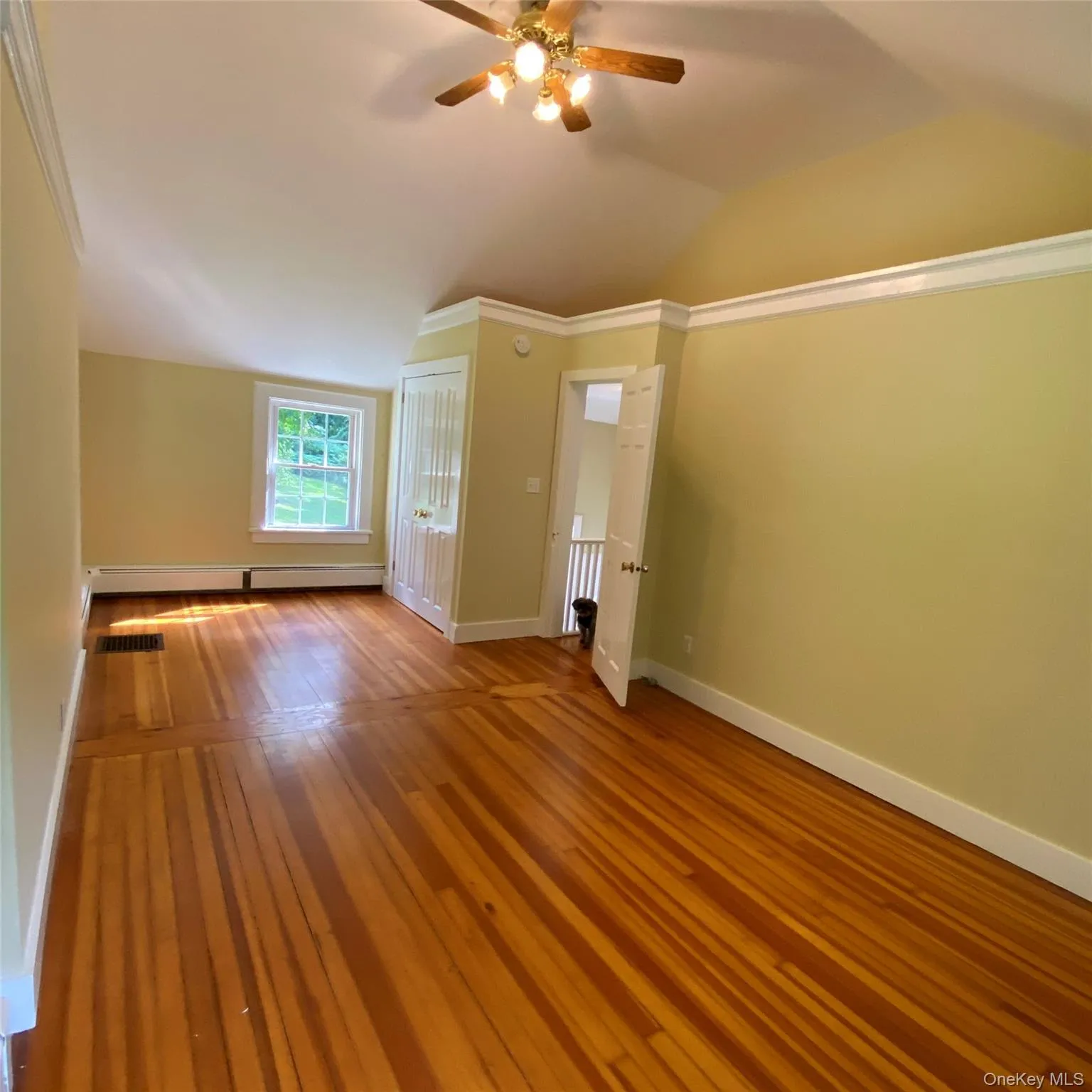One could make an office in the primary bedroom as well. Fir floors throughout the house. One could make an office in the primary bedroom as well. Fir floors throughout the house.