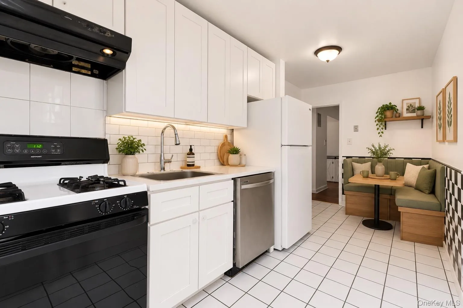 140-18 Burden Crescent, New York, NY, 2 Bedrooms Bedrooms, 6 Rooms Rooms,1 BathroomBathrooms,Residential,For Rent,Burden,0,1024618 140-18 Burden Crescent, New York, NY, 2 Bedrooms Bedrooms, 6 Rooms Rooms,1 BathroomBathrooms,Residential,For Rent,Burden,0,1024618