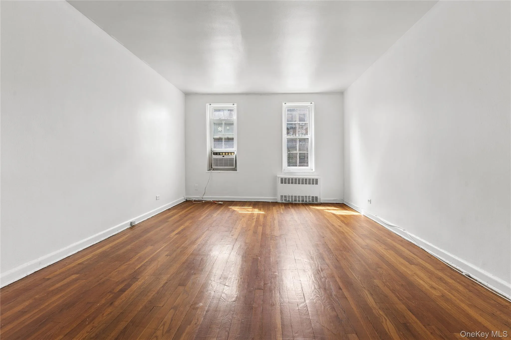 140-18 Burden Crescent, New York, NY, 2 Bedrooms Bedrooms, 6 Rooms Rooms,1 BathroomBathrooms,Residential,For Rent,Burden,0,1024618 140-18 Burden Crescent, New York, NY, 2 Bedrooms Bedrooms, 6 Rooms Rooms,1 BathroomBathrooms,Residential,For Rent,Burden,0,1024618