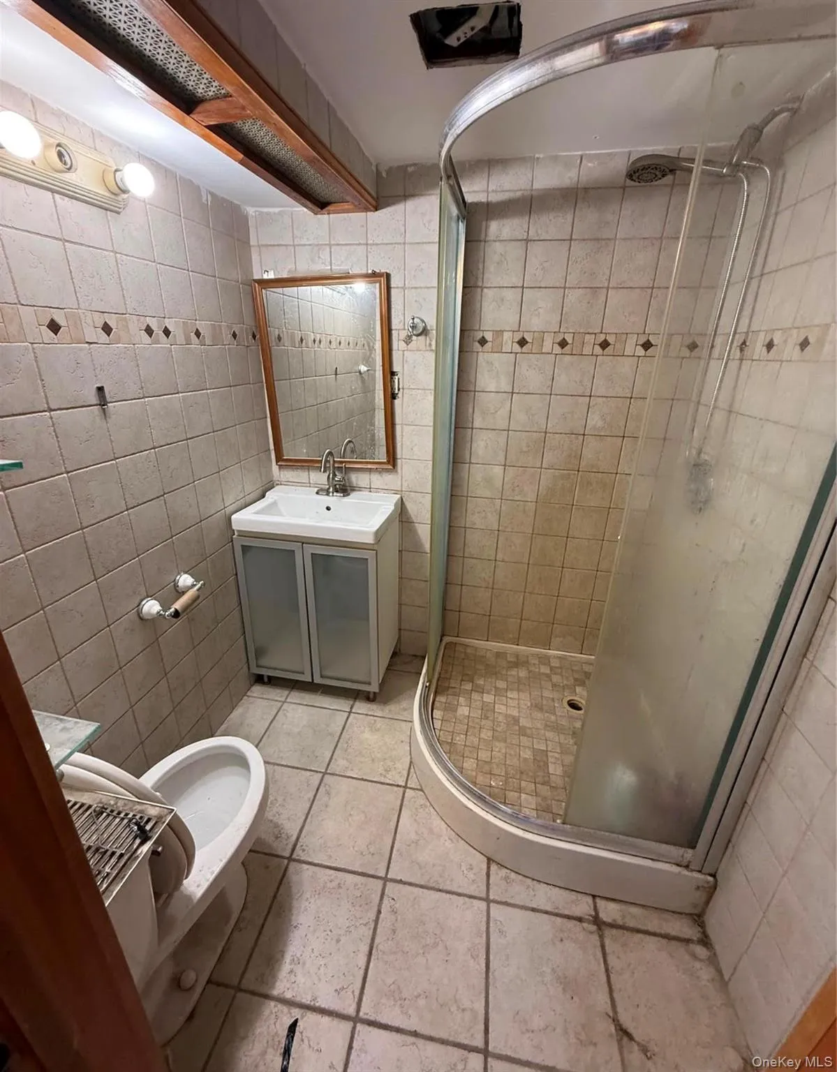 126-02 150th Avenue, New York, NY, 3 Bedrooms Bedrooms, 3 Rooms Rooms,2 BathroomsBathrooms,Residential,For Rent,150th,0,1024623 126-02 150th Avenue, New York, NY, 3 Bedrooms Bedrooms, 3 Rooms Rooms,2 BathroomsBathrooms,Residential,For Rent,150th,0,1024623