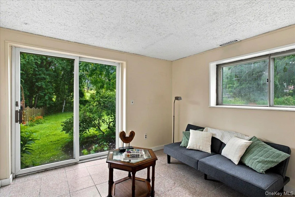 54 Holbrook Road, Ossining, NY, 4 Bedrooms Bedrooms, 8 Rooms Rooms,3 BathroomsBathrooms,Residential,For Rent,Holbrook,0,1024630 54 Holbrook Road, Ossining, NY, 4 Bedrooms Bedrooms, 8 Rooms Rooms,3 BathroomsBathrooms,Residential,For Rent,Holbrook,0,1024630
