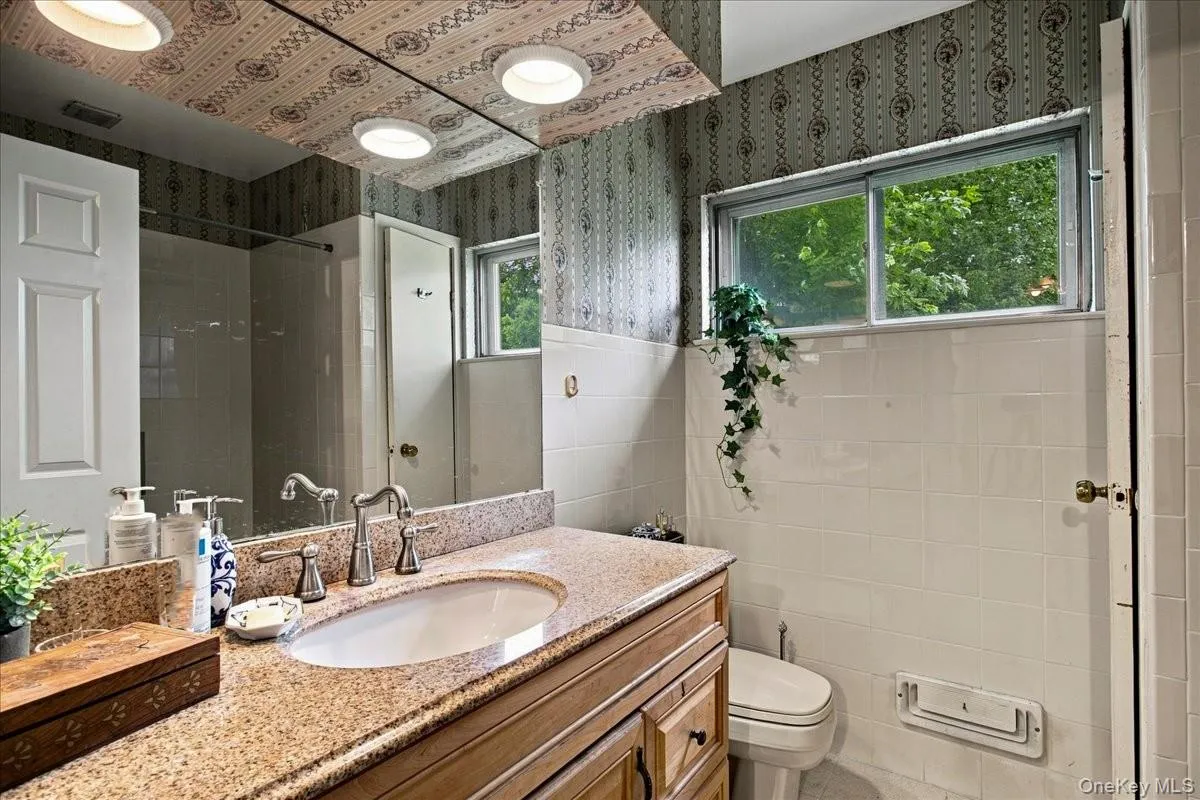 54 Holbrook Road, Ossining, NY, 4 Bedrooms Bedrooms, 8 Rooms Rooms,3 BathroomsBathrooms,Residential,For Rent,Holbrook,0,1024630 54 Holbrook Road, Ossining, NY, 4 Bedrooms Bedrooms, 8 Rooms Rooms,3 BathroomsBathrooms,Residential,For Rent,Holbrook,0,1024630