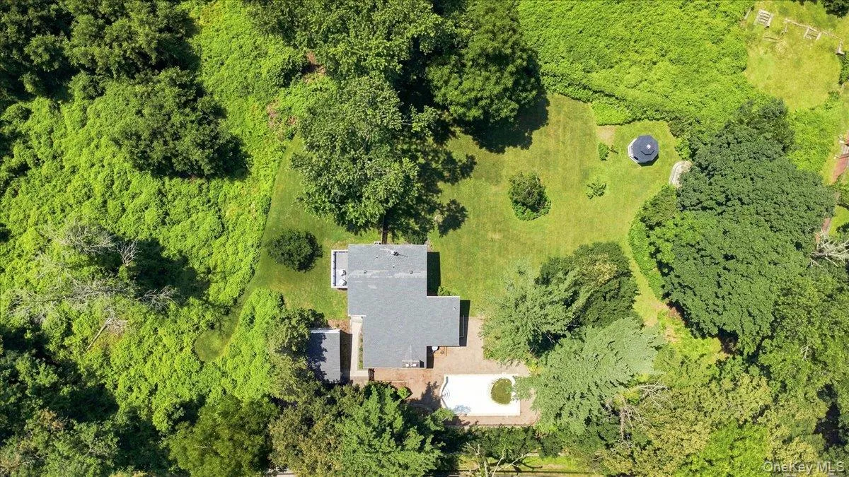 54 Holbrook Road, Ossining, NY, 4 Bedrooms Bedrooms, 8 Rooms Rooms,3 BathroomsBathrooms,Residential,For Rent,Holbrook,0,1024630 54 Holbrook Road, Ossining, NY, 4 Bedrooms Bedrooms, 8 Rooms Rooms,3 BathroomsBathrooms,Residential,For Rent,Holbrook,0,1024630
