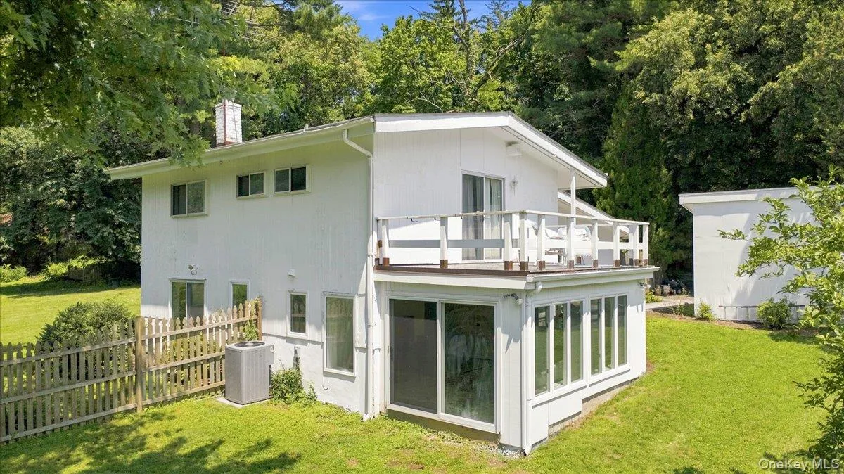 54 Holbrook Road, Ossining, NY, 4 Bedrooms Bedrooms, 8 Rooms Rooms,3 BathroomsBathrooms,Residential,For Rent,Holbrook,0,1024630 54 Holbrook Road, Ossining, NY, 4 Bedrooms Bedrooms, 8 Rooms Rooms,3 BathroomsBathrooms,Residential,For Rent,Holbrook,0,1024630