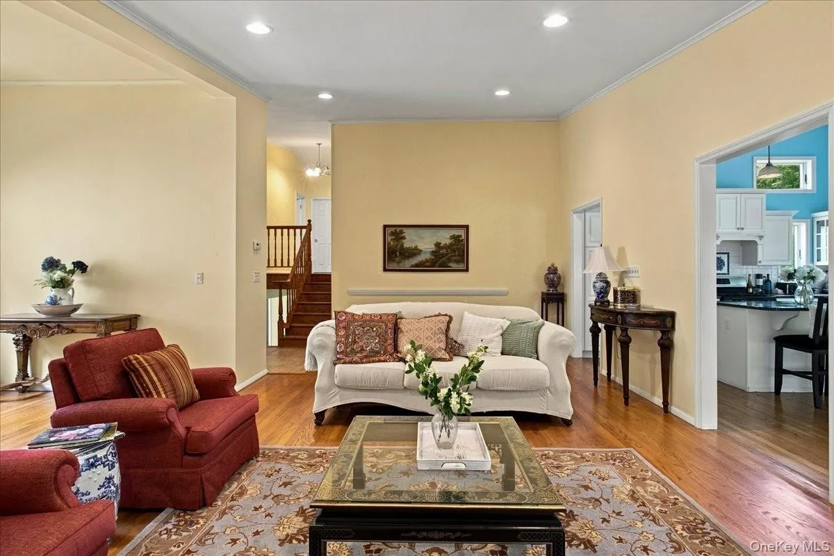 54 Holbrook Road, Ossining, NY, 4 Bedrooms Bedrooms, 8 Rooms Rooms,3 BathroomsBathrooms,Residential,For Rent,Holbrook,0,1024630 54 Holbrook Road, Ossining, NY, 4 Bedrooms Bedrooms, 8 Rooms Rooms,3 BathroomsBathrooms,Residential,For Rent,Holbrook,0,1024630
