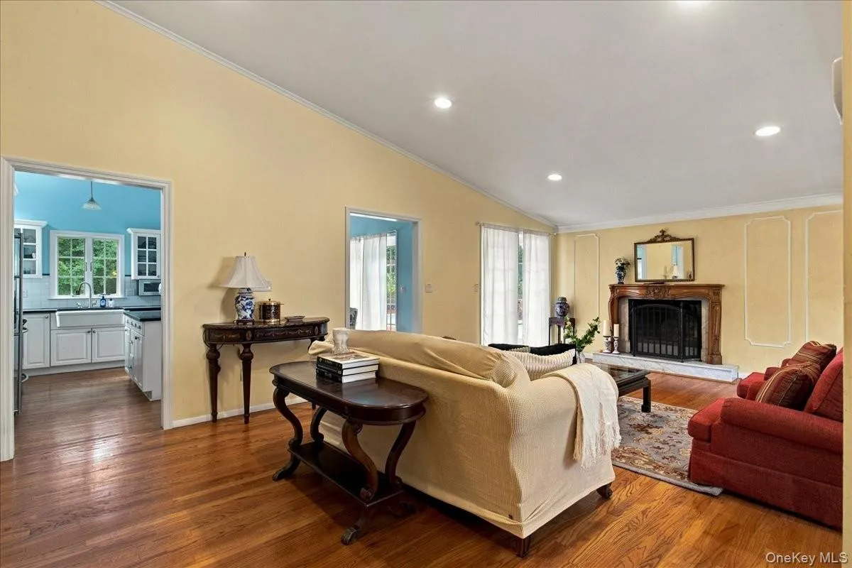 54 Holbrook Road, Ossining, NY, 4 Bedrooms Bedrooms, 8 Rooms Rooms,3 BathroomsBathrooms,Residential,For Rent,Holbrook,0,1024630 54 Holbrook Road, Ossining, NY, 4 Bedrooms Bedrooms, 8 Rooms Rooms,3 BathroomsBathrooms,Residential,For Rent,Holbrook,0,1024630