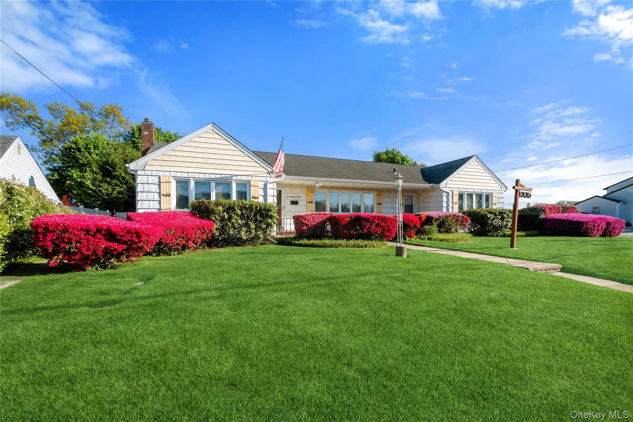 1005 3rd Street, West Babylon, NY, 3 Bedrooms Bedrooms, 8 Rooms Rooms,3 BathroomsBathrooms,Residential,For Rent,3rd,0,1024642 1005 3rd Street, West Babylon, NY, 3 Bedrooms Bedrooms, 8 Rooms Rooms,3 BathroomsBathrooms,Residential,For Rent,3rd,0,1024642