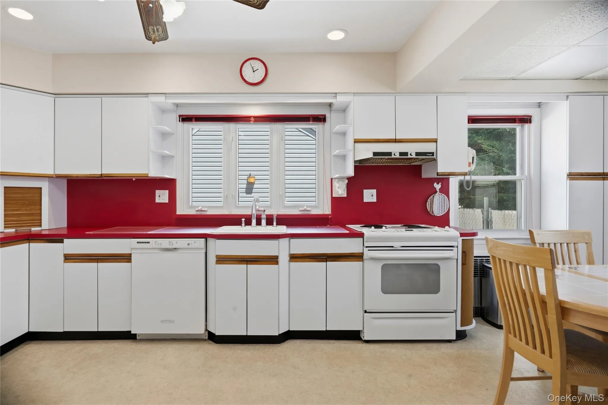1005 3rd Street, West Babylon, NY, 3 Bedrooms Bedrooms, 8 Rooms Rooms,3 BathroomsBathrooms,Residential,For Rent,3rd,0,1024642 1005 3rd Street, West Babylon, NY, 3 Bedrooms Bedrooms, 8 Rooms Rooms,3 BathroomsBathrooms,Residential,For Rent,3rd,0,1024642