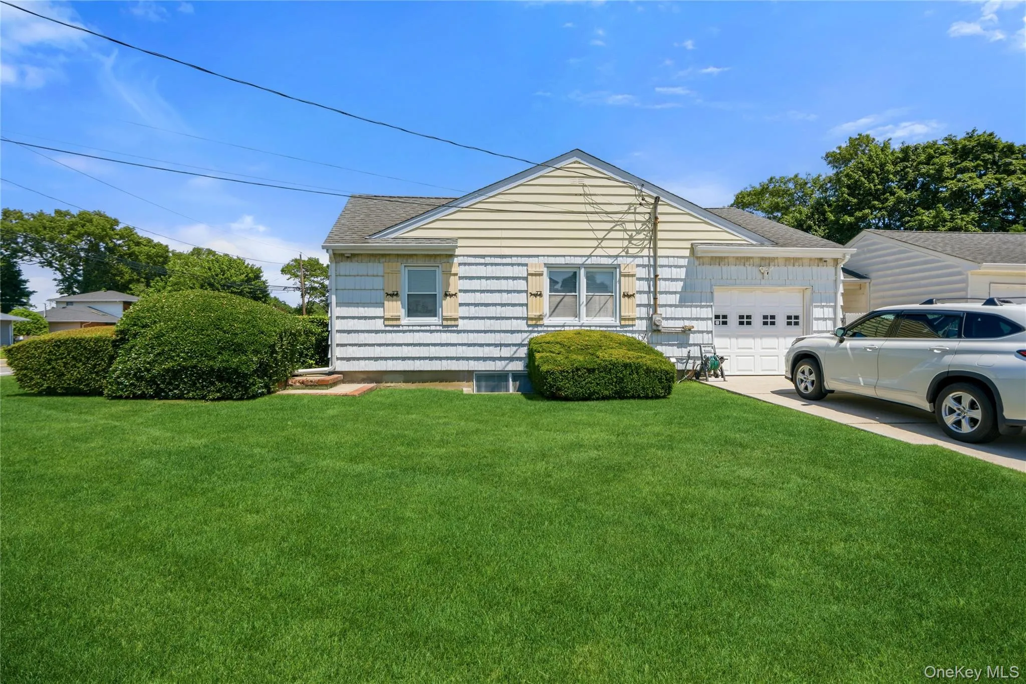 1005 3rd Street, West Babylon, NY, 3 Bedrooms Bedrooms, 8 Rooms Rooms,3 BathroomsBathrooms,Residential,For Rent,3rd,0,1024642 1005 3rd Street, West Babylon, NY, 3 Bedrooms Bedrooms, 8 Rooms Rooms,3 BathroomsBathrooms,Residential,For Rent,3rd,0,1024642