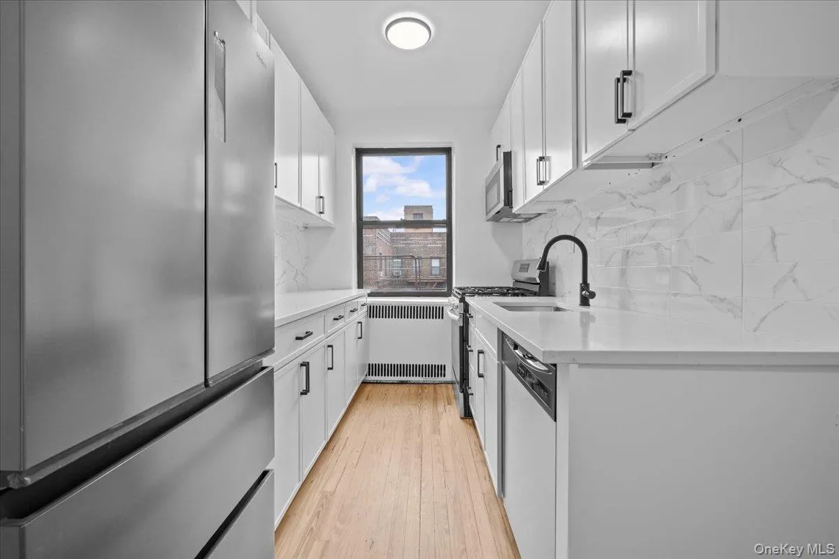 3015 Riverdale Avenue, New York, NY, 2 Bedrooms Bedrooms, 5 Rooms Rooms,1 BathroomBathrooms,Residential,For Rent,Riverdale,0,1024643 3015 Riverdale Avenue, New York, NY, 2 Bedrooms Bedrooms, 5 Rooms Rooms,1 BathroomBathrooms,Residential,For Rent,Riverdale,0,1024643