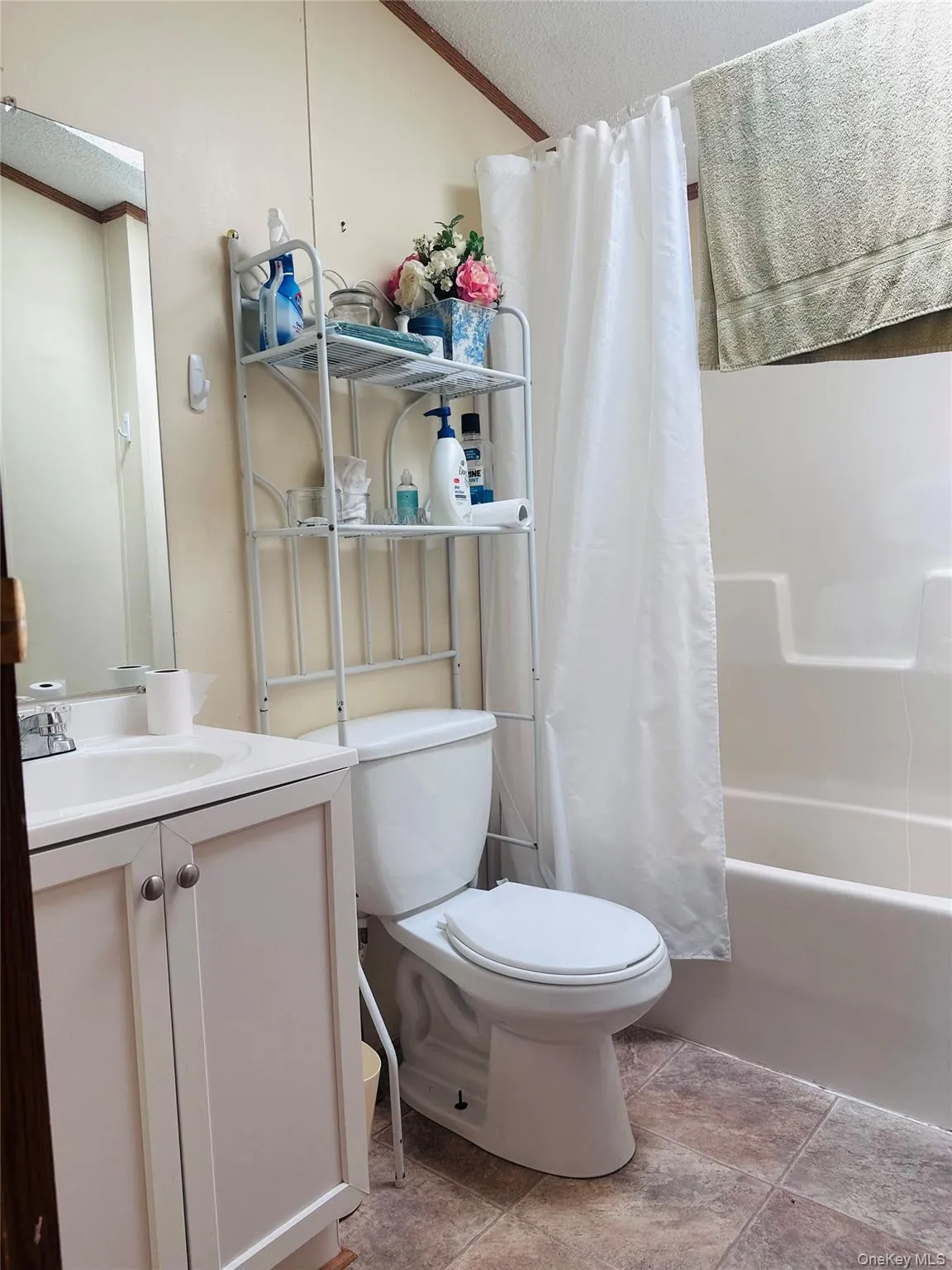384 Lenape Lake Road, Liberty, NY, 3 Bedrooms Bedrooms, 7 Rooms Rooms,2 BathroomsBathrooms,Residential,For Rent,Lenape Lake,0,1024645 384 Lenape Lake Road, Liberty, NY, 3 Bedrooms Bedrooms, 7 Rooms Rooms,2 BathroomsBathrooms,Residential,For Rent,Lenape Lake,0,1024645