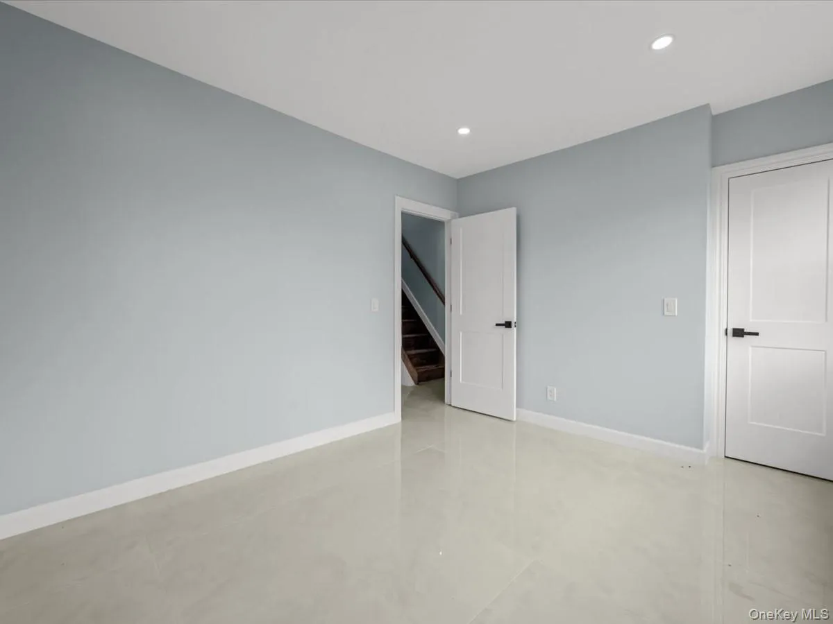 120-07 Linden Boulevard, New York, NY, 6 Bedrooms Bedrooms, 13 Rooms Rooms,3 BathroomsBathrooms,Residential,For Rent,Linden,0,1024646 120-07 Linden Boulevard, New York, NY, 6 Bedrooms Bedrooms, 13 Rooms Rooms,3 BathroomsBathrooms,Residential,For Rent,Linden,0,1024646