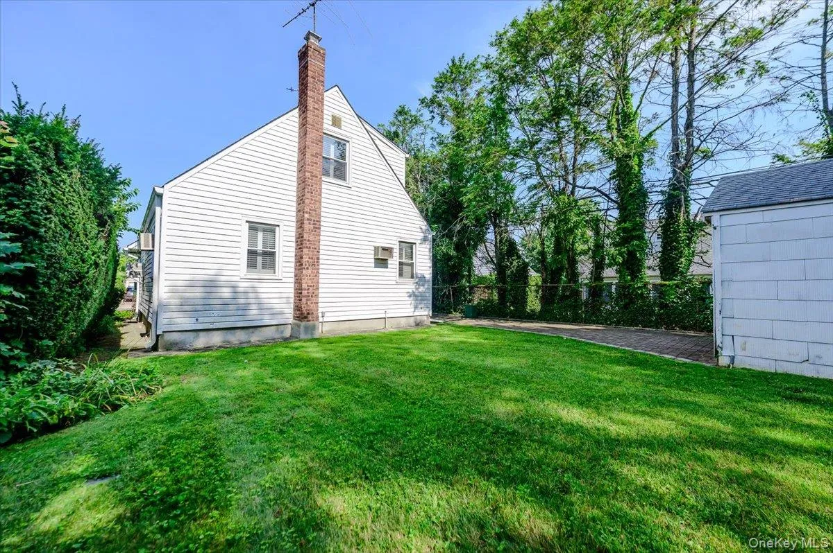 46 Schumacher Drive, Hempstead, NY, 4 Bedrooms Bedrooms, 7 Rooms Rooms,2 BathroomsBathrooms,Residential,For Rent,Schumacher,0,1024647 46 Schumacher Drive, Hempstead, NY, 4 Bedrooms Bedrooms, 7 Rooms Rooms,2 BathroomsBathrooms,Residential,For Rent,Schumacher,0,1024647