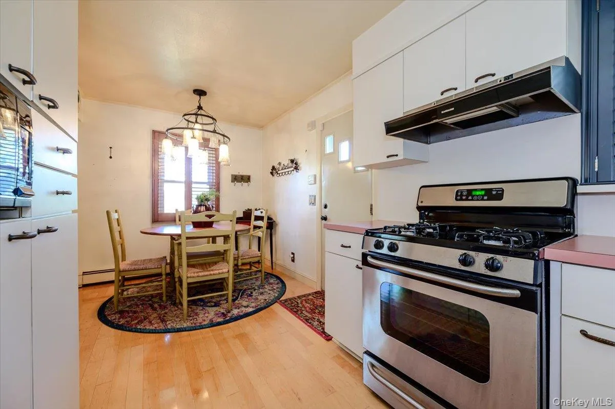 46 Schumacher Drive, Hempstead, NY, 4 Bedrooms Bedrooms, 7 Rooms Rooms,2 BathroomsBathrooms,Residential,For Rent,Schumacher,0,1024647 46 Schumacher Drive, Hempstead, NY, 4 Bedrooms Bedrooms, 7 Rooms Rooms,2 BathroomsBathrooms,Residential,For Rent,Schumacher,0,1024647
