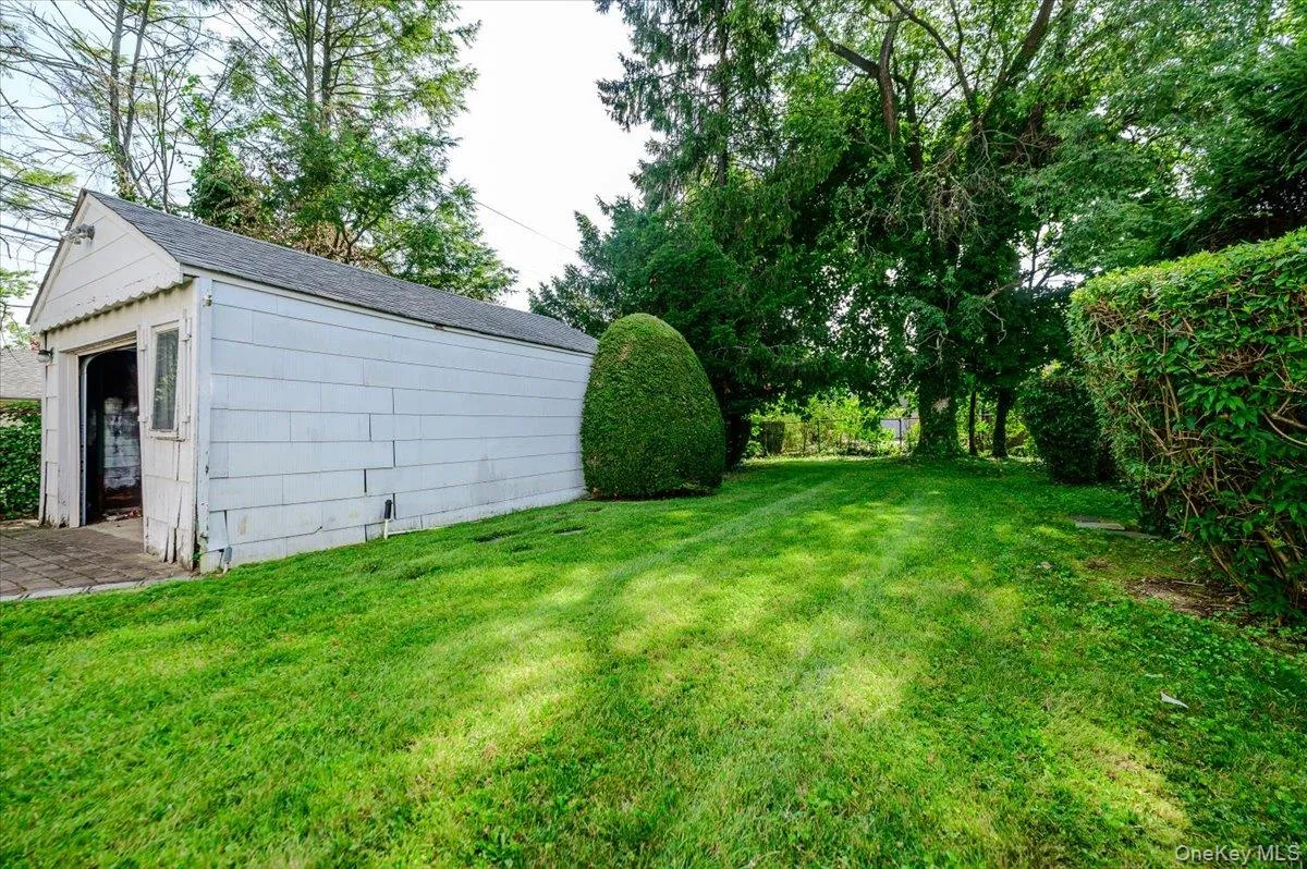 46 Schumacher Drive, Hempstead, NY, 4 Bedrooms Bedrooms, 7 Rooms Rooms,2 BathroomsBathrooms,Residential,For Rent,Schumacher,0,1024647 46 Schumacher Drive, Hempstead, NY, 4 Bedrooms Bedrooms, 7 Rooms Rooms,2 BathroomsBathrooms,Residential,For Rent,Schumacher,0,1024647