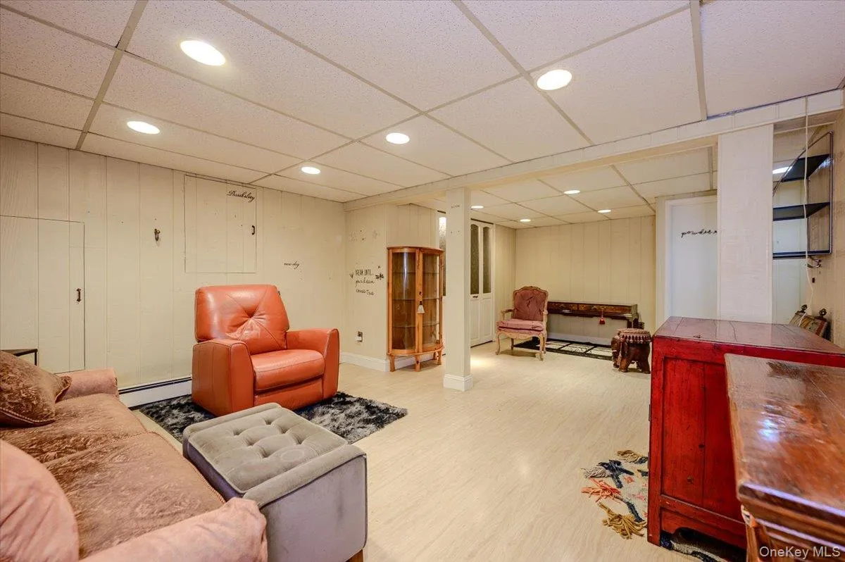46 Schumacher Drive, Hempstead, NY, 4 Bedrooms Bedrooms, 7 Rooms Rooms,2 BathroomsBathrooms,Residential,For Rent,Schumacher,0,1024647 46 Schumacher Drive, Hempstead, NY, 4 Bedrooms Bedrooms, 7 Rooms Rooms,2 BathroomsBathrooms,Residential,For Rent,Schumacher,0,1024647