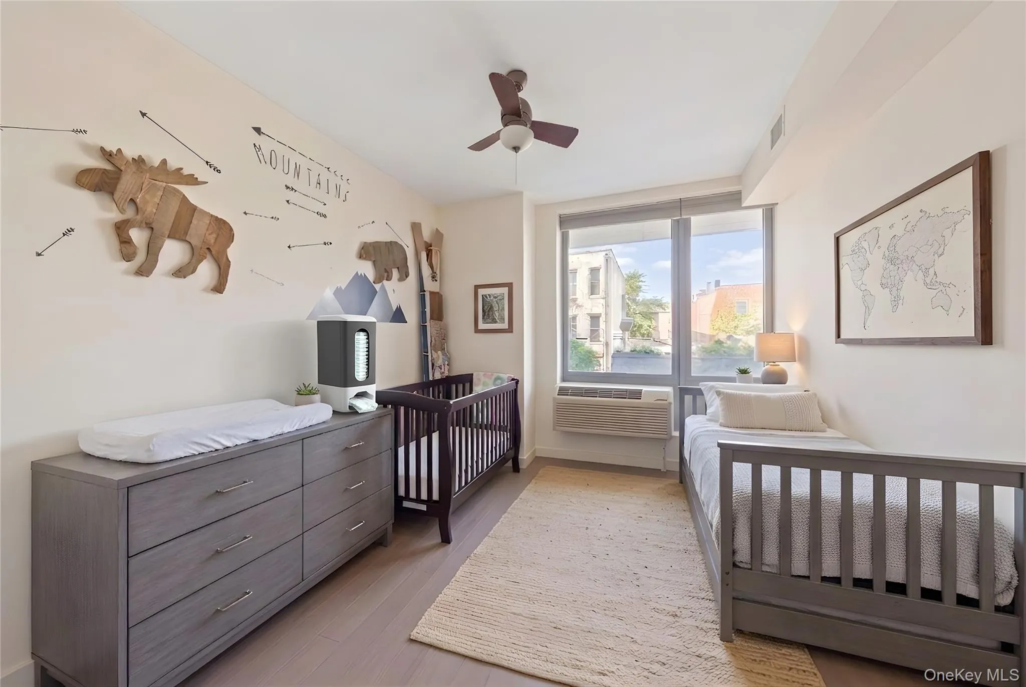 5-49 Borden Avenue, New York, NY, 2 Bedrooms Bedrooms, 4 Rooms Rooms,2 BathroomsBathrooms,Residential,For Rent,Borden,0,1024651 5-49 Borden Avenue, New York, NY, 2 Bedrooms Bedrooms, 4 Rooms Rooms,2 BathroomsBathrooms,Residential,For Rent,Borden,0,1024651