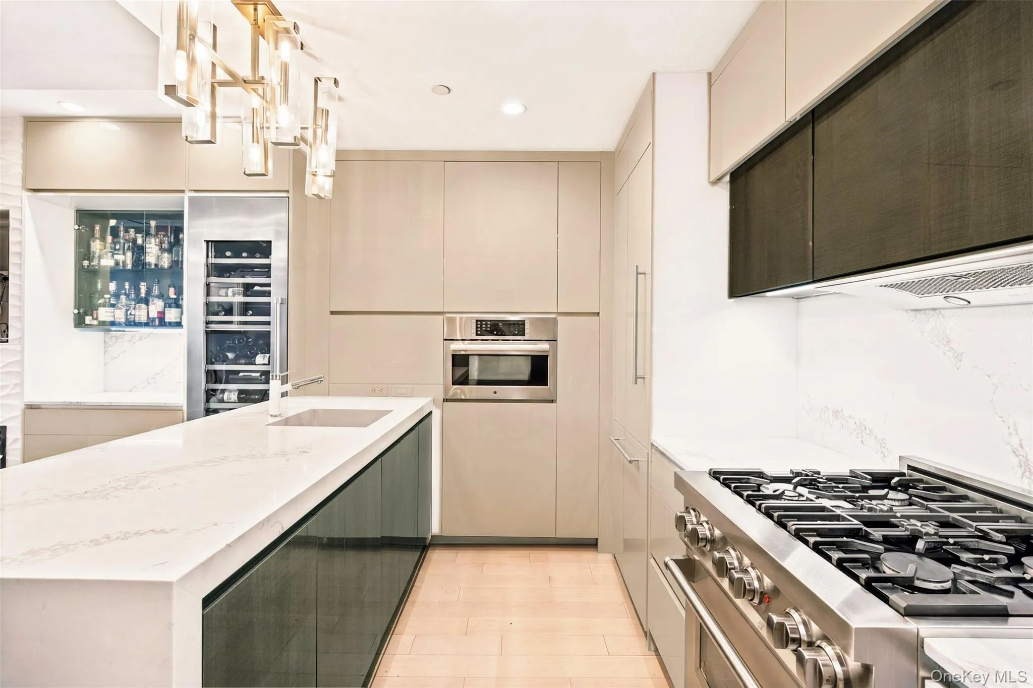 5-49 Borden Avenue, New York, NY, 2 Bedrooms Bedrooms, 4 Rooms Rooms,2 BathroomsBathrooms,Residential,For Rent,Borden,0,1024651 5-49 Borden Avenue, New York, NY, 2 Bedrooms Bedrooms, 4 Rooms Rooms,2 BathroomsBathrooms,Residential,For Rent,Borden,0,1024651
