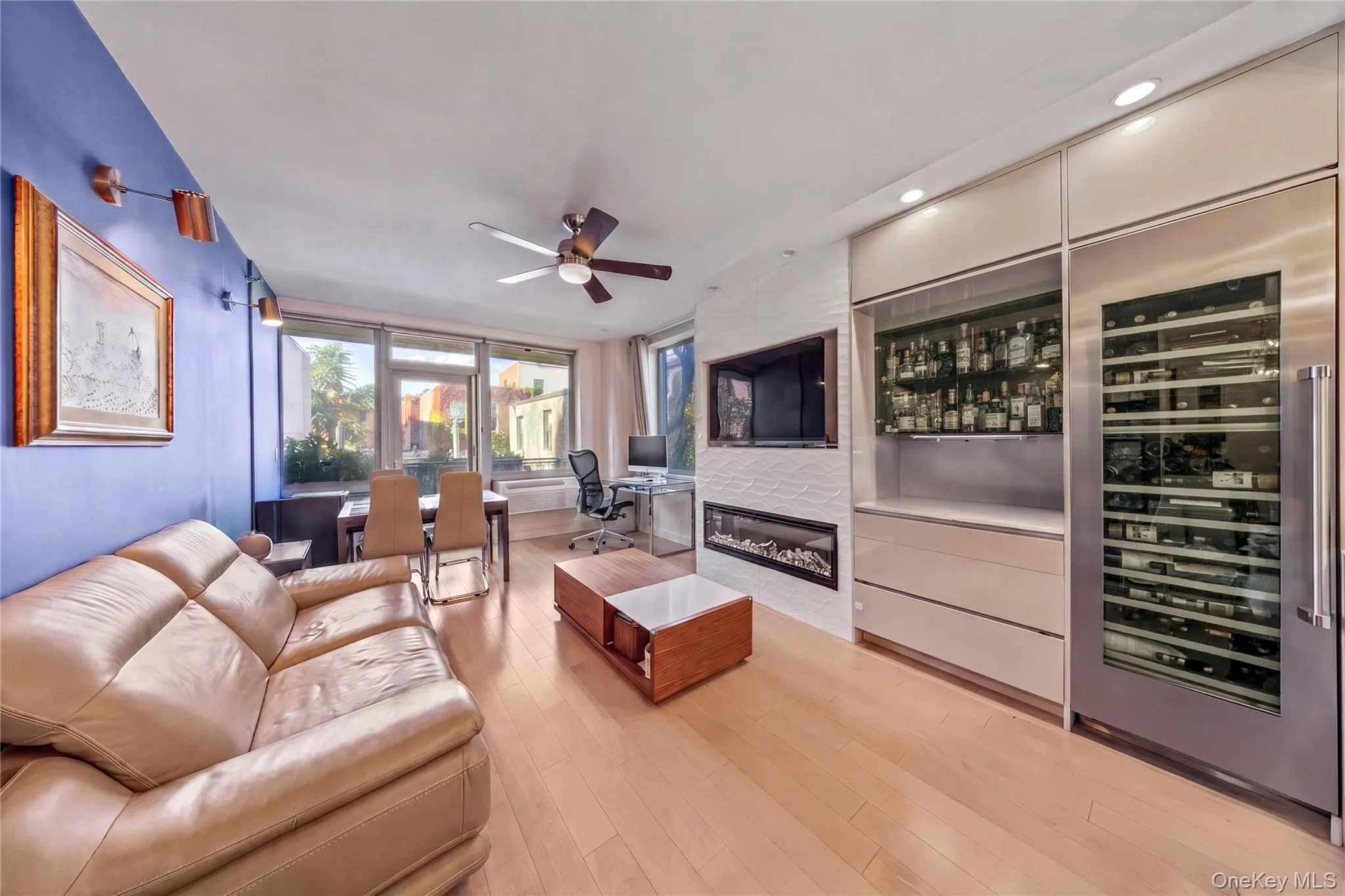 5-49 Borden Avenue, New York, NY, 2 Bedrooms Bedrooms, 4 Rooms Rooms,2 BathroomsBathrooms,Residential,For Rent,Borden,0,1024651 5-49 Borden Avenue, New York, NY, 2 Bedrooms Bedrooms, 4 Rooms Rooms,2 BathroomsBathrooms,Residential,For Rent,Borden,0,1024651