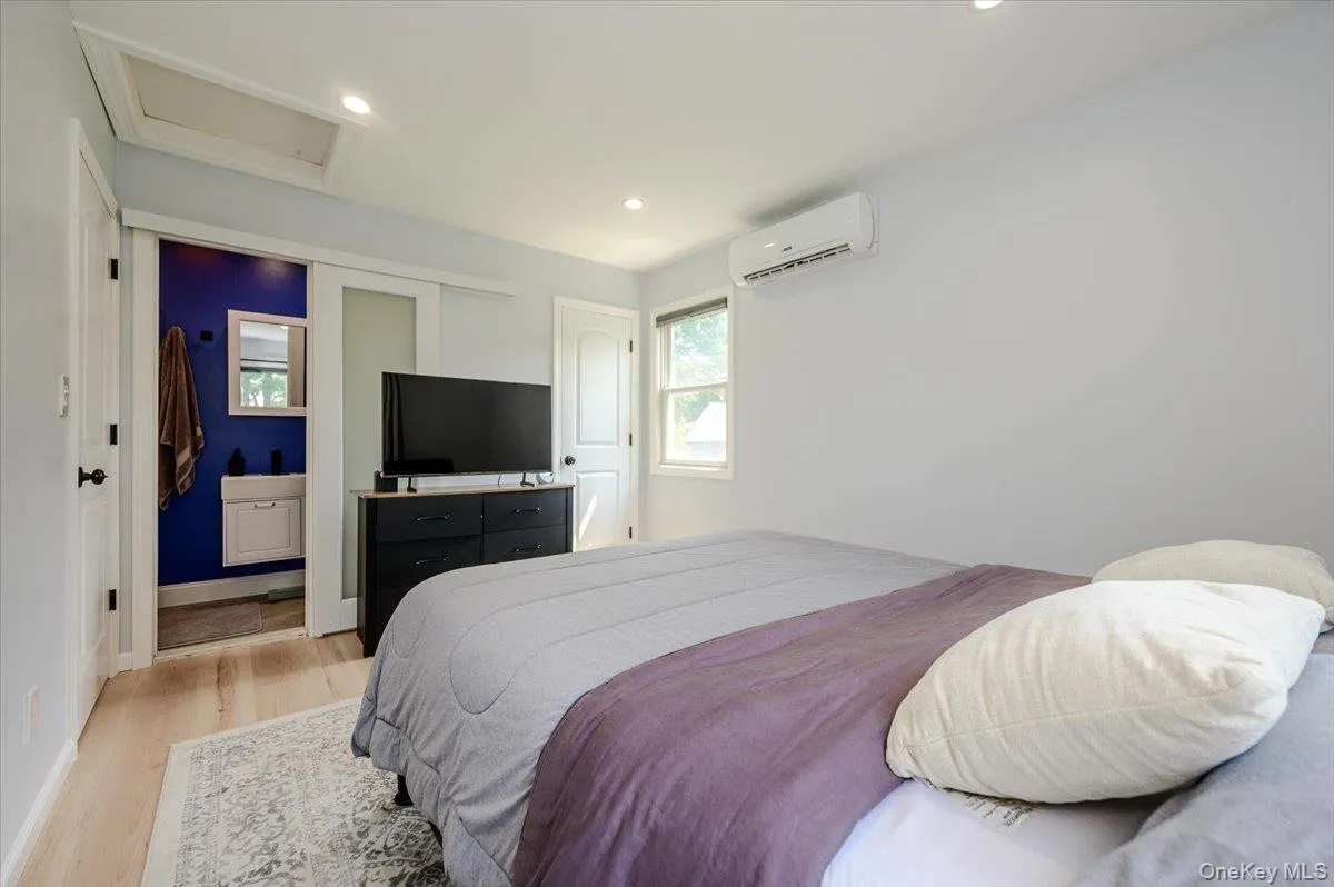 35 Rose Street, Islip, NY, 2 Bedrooms Bedrooms, 4 Rooms Rooms,2 BathroomsBathrooms,Residential,For Rent,Rose,0,1024655 35 Rose Street, Islip, NY, 2 Bedrooms Bedrooms, 4 Rooms Rooms,2 BathroomsBathrooms,Residential,For Rent,Rose,0,1024655