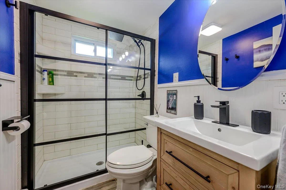 35 Rose Street, Islip, NY, 2 Bedrooms Bedrooms, 4 Rooms Rooms,2 BathroomsBathrooms,Residential,For Rent,Rose,0,1024655 35 Rose Street, Islip, NY, 2 Bedrooms Bedrooms, 4 Rooms Rooms,2 BathroomsBathrooms,Residential,For Rent,Rose,0,1024655