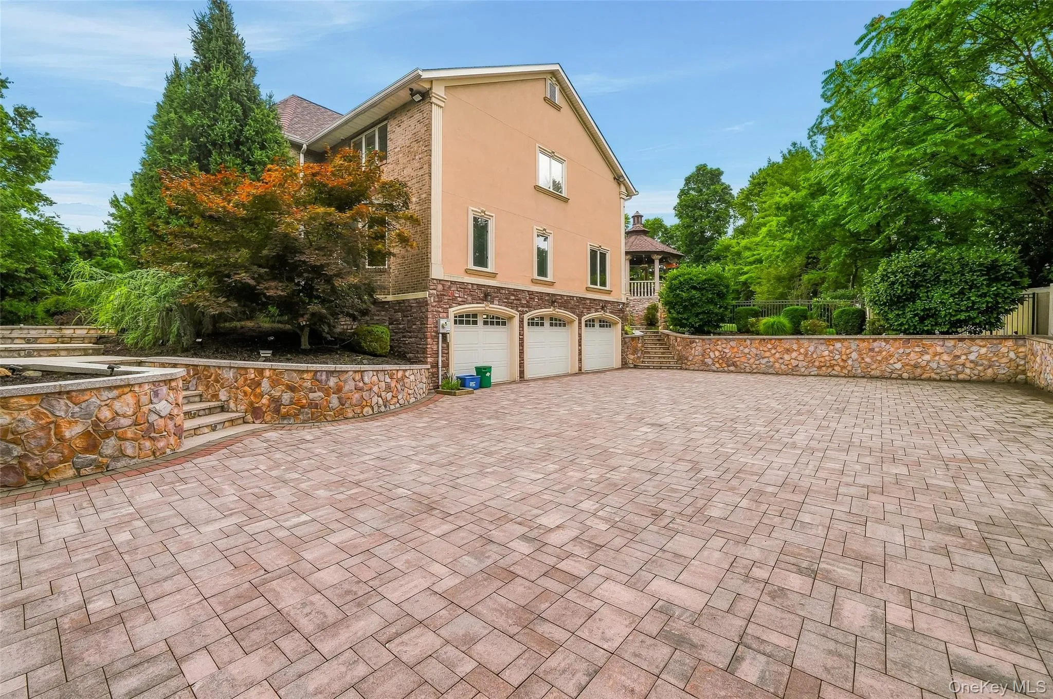 10 Deforest Court, Clarkstown, NY, 5 Bedrooms Bedrooms, 14 Rooms Rooms,3 BathroomsBathrooms,Residential,For Rent,Deforest,0,1024657 10 Deforest Court, Clarkstown, NY, 5 Bedrooms Bedrooms, 14 Rooms Rooms,3 BathroomsBathrooms,Residential,For Rent,Deforest,0,1024657