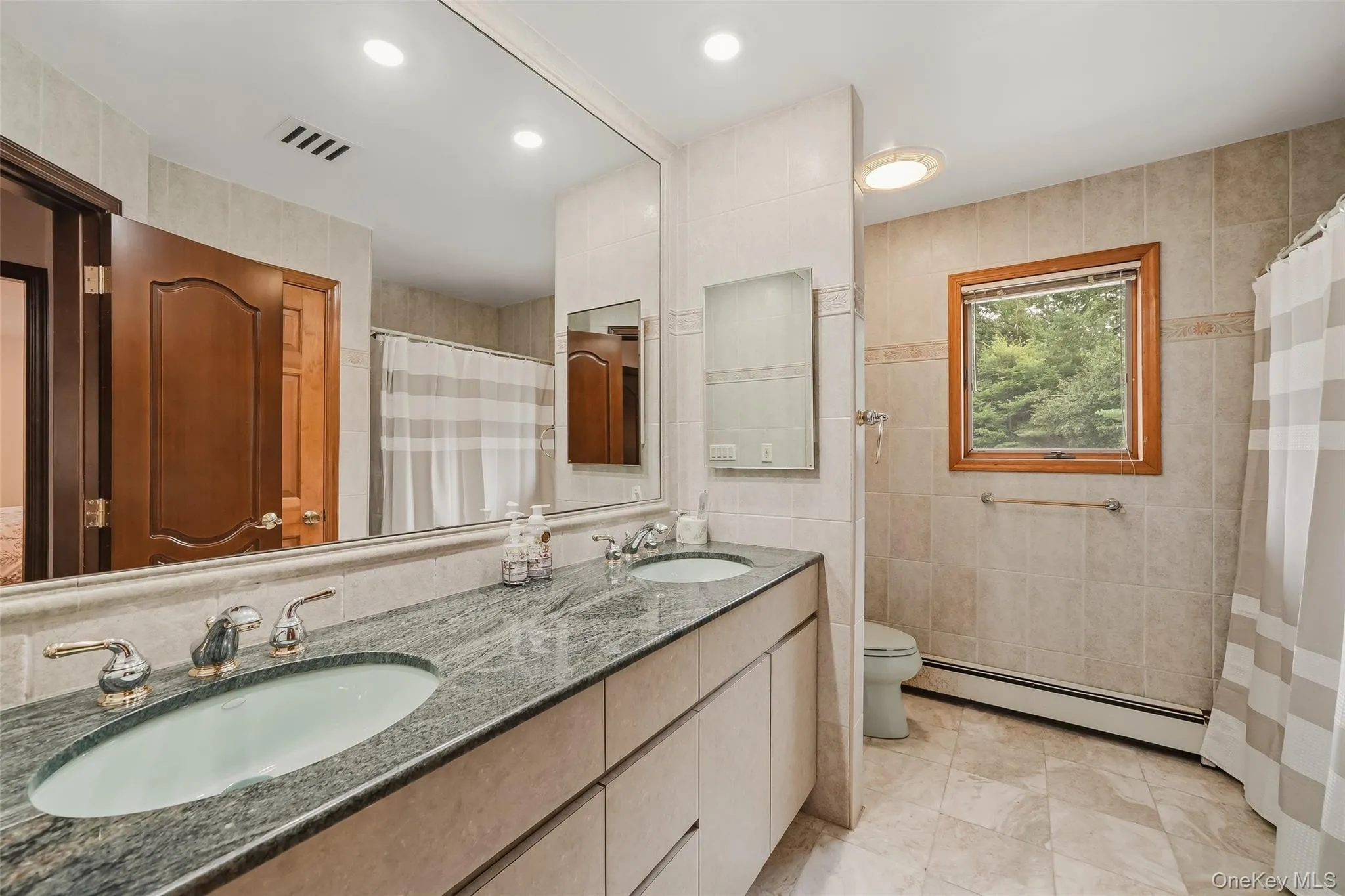 10 Deforest Court, Clarkstown, NY, 5 Bedrooms Bedrooms, 14 Rooms Rooms,3 BathroomsBathrooms,Residential,For Rent,Deforest,0,1024657 10 Deforest Court, Clarkstown, NY, 5 Bedrooms Bedrooms, 14 Rooms Rooms,3 BathroomsBathrooms,Residential,For Rent,Deforest,0,1024657
