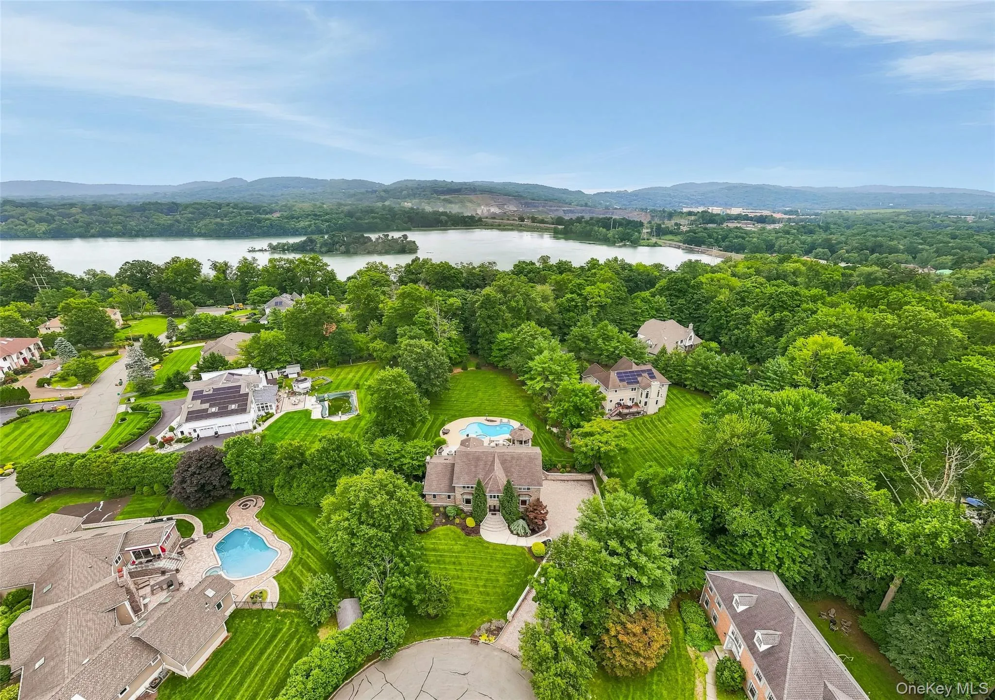 10 Deforest Court, Clarkstown, NY, 5 Bedrooms Bedrooms, 14 Rooms Rooms,3 BathroomsBathrooms,Residential,For Rent,Deforest,0,1024657 10 Deforest Court, Clarkstown, NY, 5 Bedrooms Bedrooms, 14 Rooms Rooms,3 BathroomsBathrooms,Residential,For Rent,Deforest,0,1024657