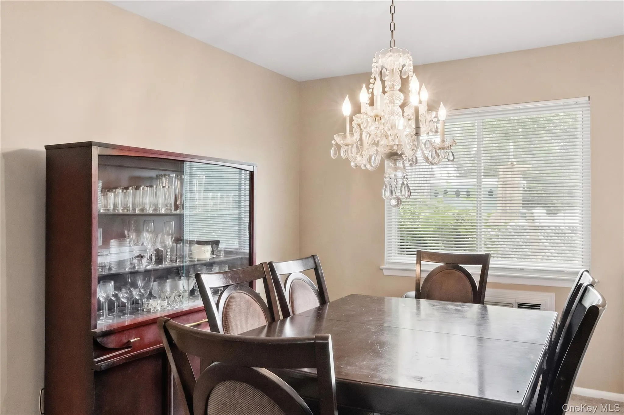 10 Wisteria Way, Huntington, NY, 6 Bedrooms Bedrooms, 10 Rooms Rooms,2 BathroomsBathrooms,Residential,For Rent,Wisteria,0,1024658 10 Wisteria Way, Huntington, NY, 6 Bedrooms Bedrooms, 10 Rooms Rooms,2 BathroomsBathrooms,Residential,For Rent,Wisteria,0,1024658