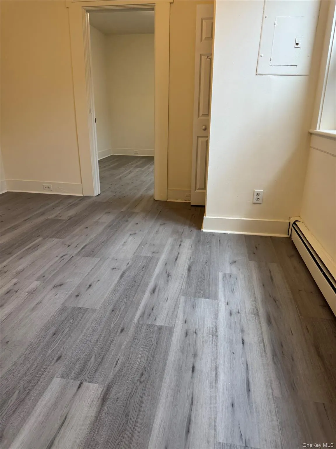 294 Main Street, Beacon, NY, 1 Bedroom Bedrooms, 4 Rooms Rooms,1 BathroomBathrooms,Residential Lease,For Rent,Main,0,1024659 294 Main Street, Beacon, NY, 1 Bedroom Bedrooms, 4 Rooms Rooms,1 BathroomBathrooms,Residential Lease,For Rent,Main,0,1024659