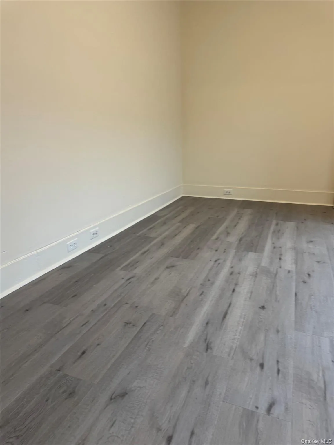 294 Main Street, Beacon, NY, 1 Bedroom Bedrooms, 4 Rooms Rooms,1 BathroomBathrooms,Residential Lease,For Rent,Main,0,1024659 294 Main Street, Beacon, NY, 1 Bedroom Bedrooms, 4 Rooms Rooms,1 BathroomBathrooms,Residential Lease,For Rent,Main,0,1024659